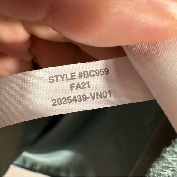 J. Crew XS sage green blouse, ruffle sleeves, v-neck, fall, office, date night - Picture 8 of 9